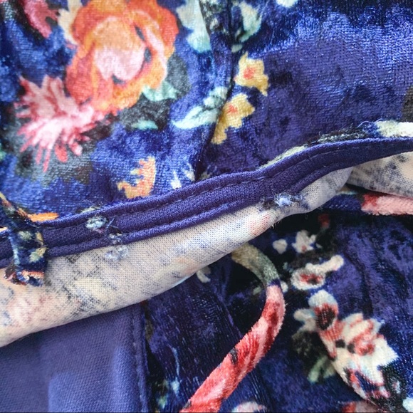 SOLD ELSEWHERE / Purple blue velvet floral dress - Picture 5 of 5